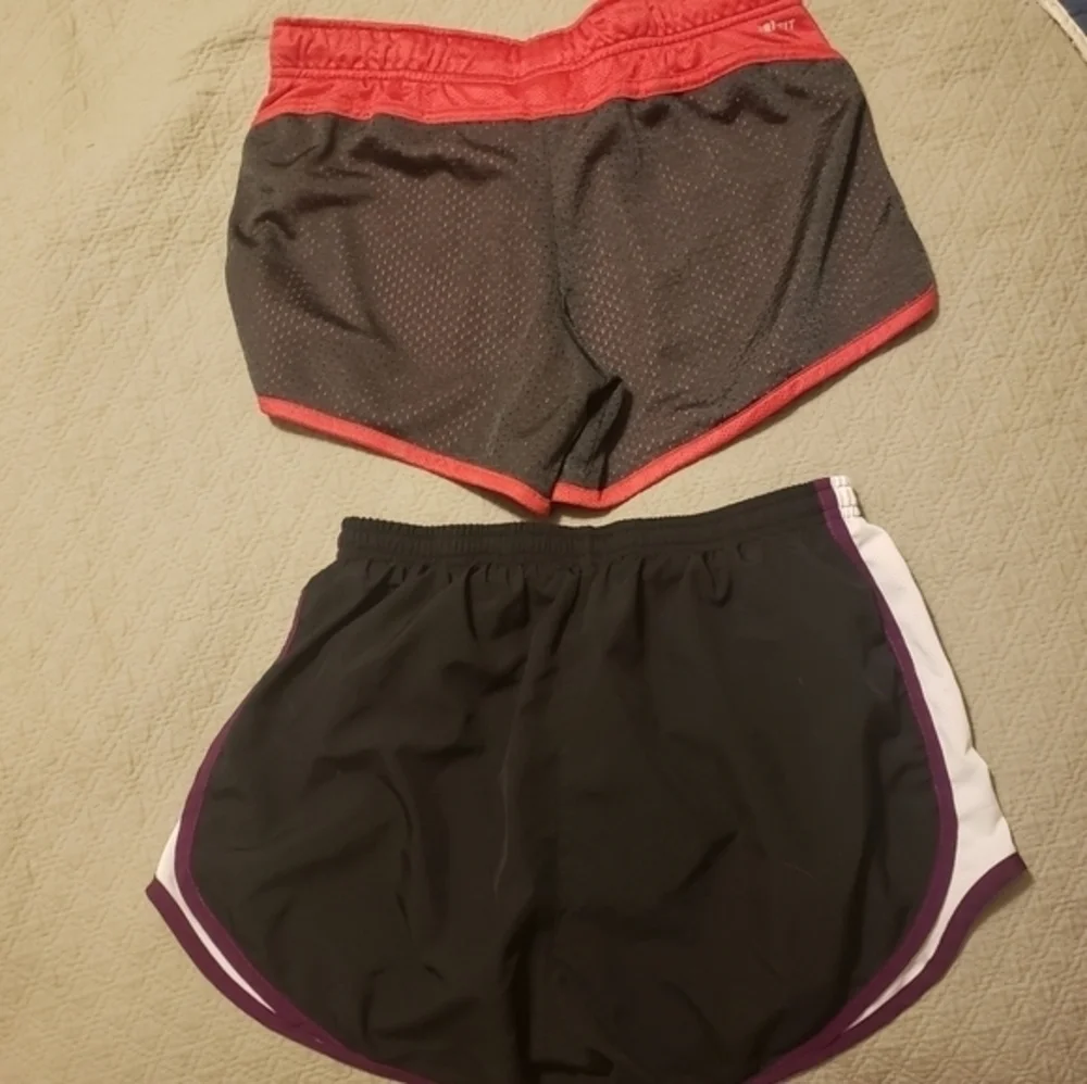 2‎ Nike ladies athletic running shorts Small bundle